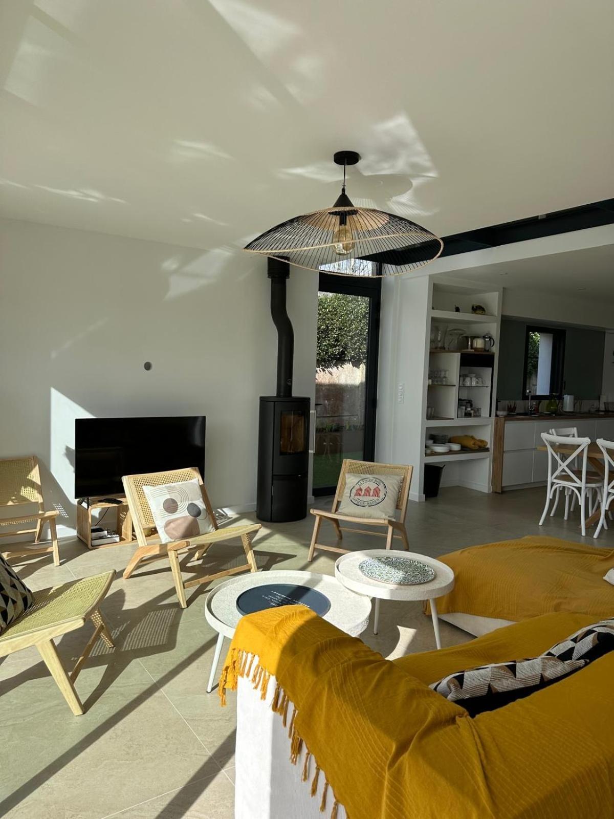 Villa 拉尔莫巴当 外观 照片